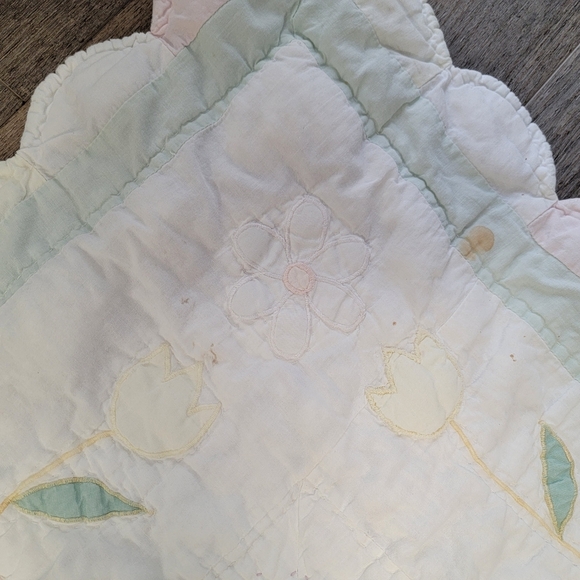 Vintage Quilt Pastel Patchwork Cottage Cutter Scrappy Shabby TLC Crafts *READ - Picture 16 of 16